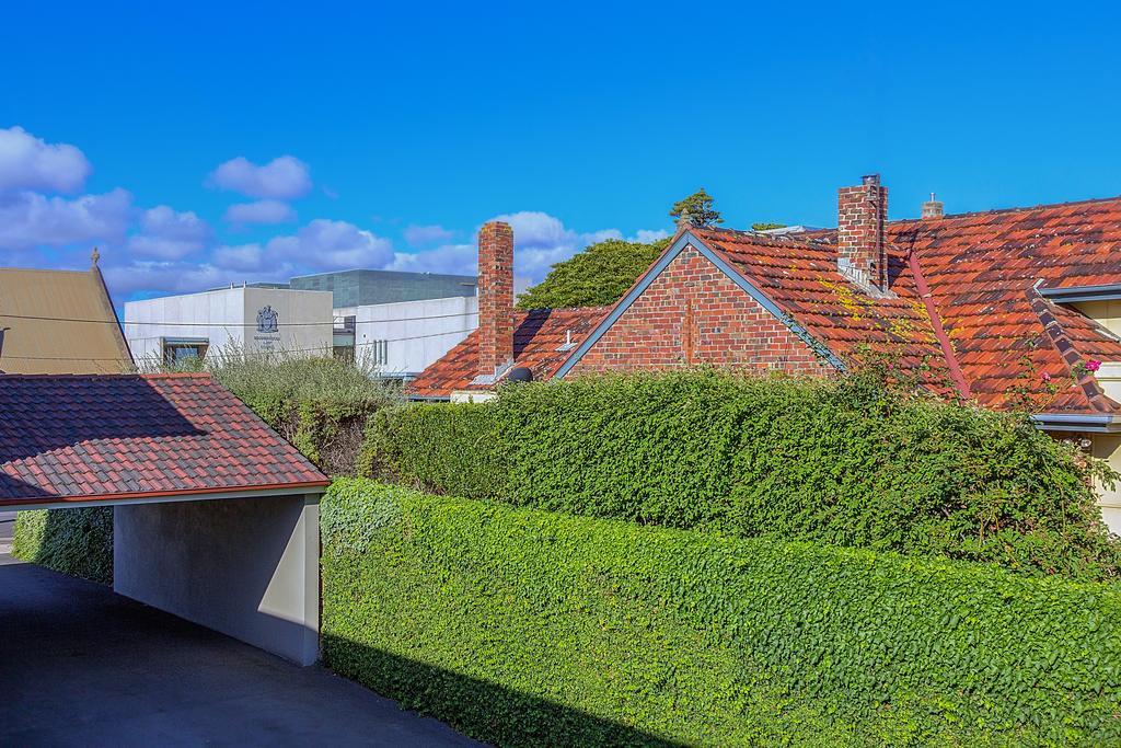 Redwood Manor Motel Apartments Γουόρναμπουλ Εξωτερικό φωτογραφία